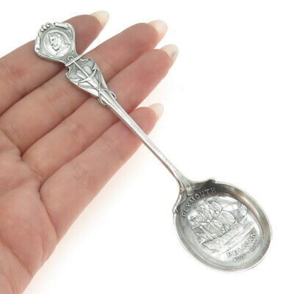 PAGE KEEN PAGE 925 Sterling Silver Antique 1917 London Pelican